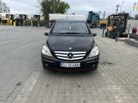 Vand Mercedes B class.