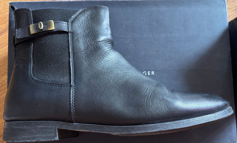 Дамски боти Tommy Hilfiger N41
