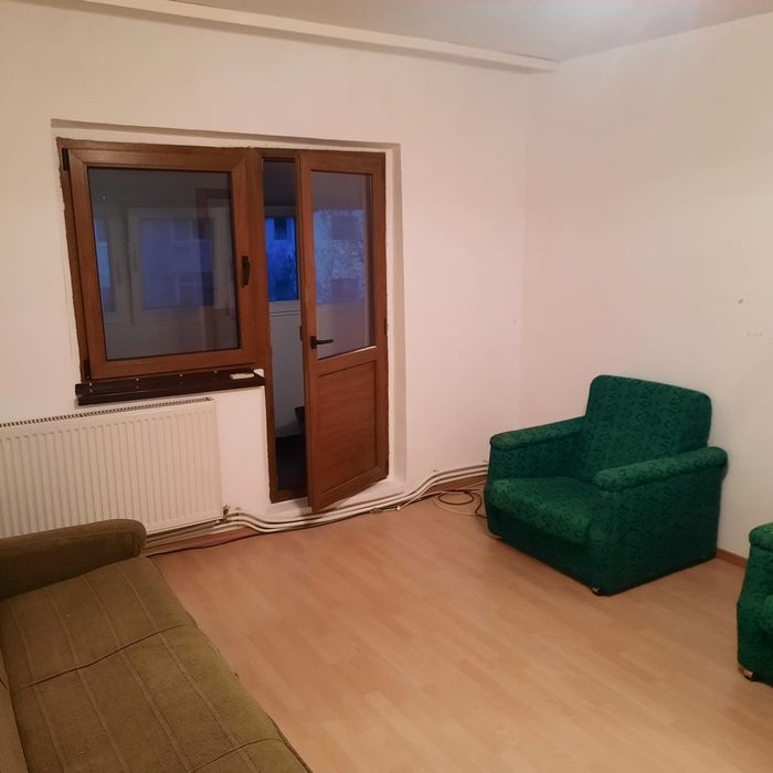 Vând apartament cu 2 camere