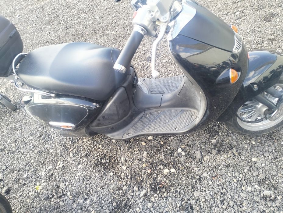 Scuter Aprilia 49 cm