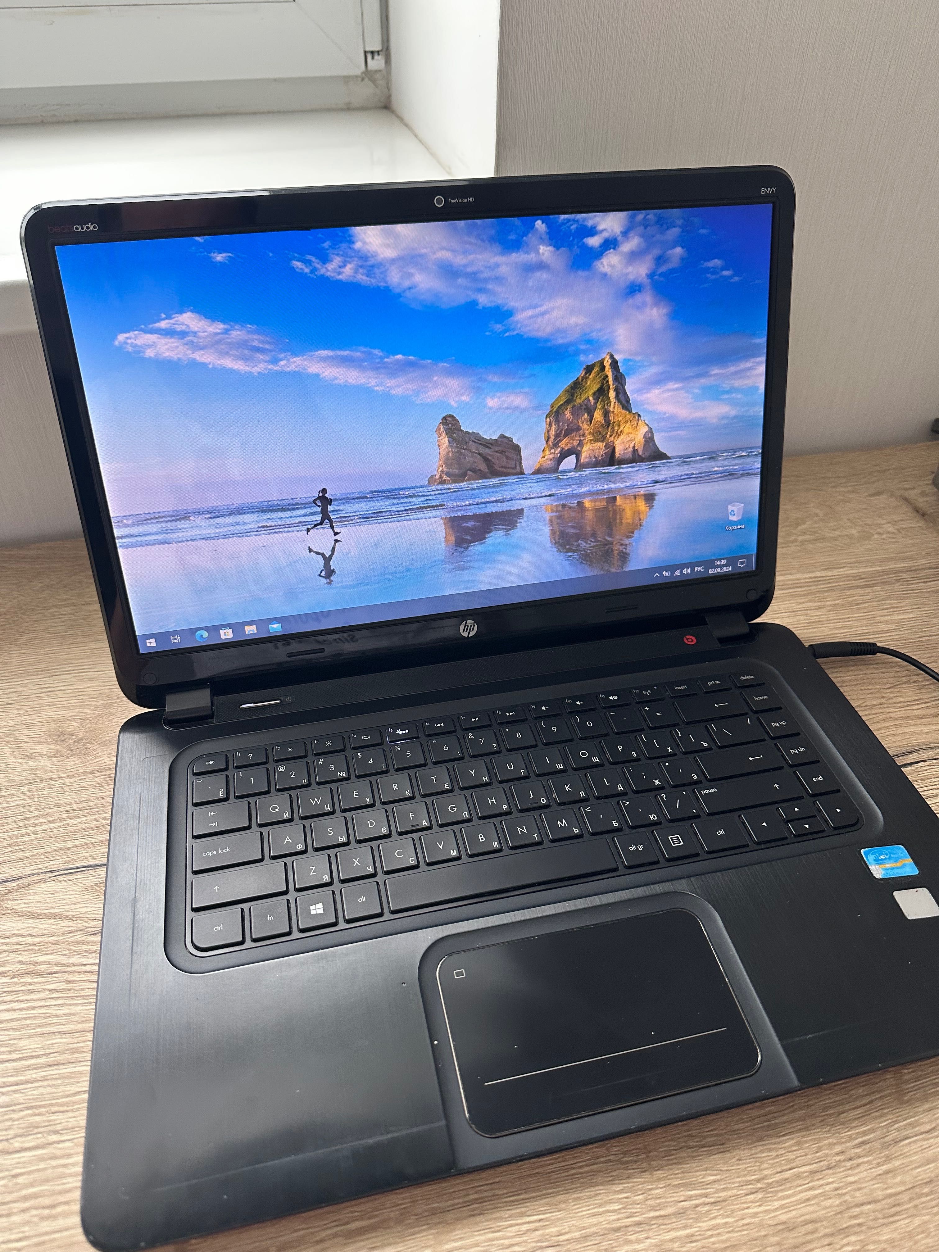 Ноутбук HP ENVY Core i5, SSD, диагональ 15,6