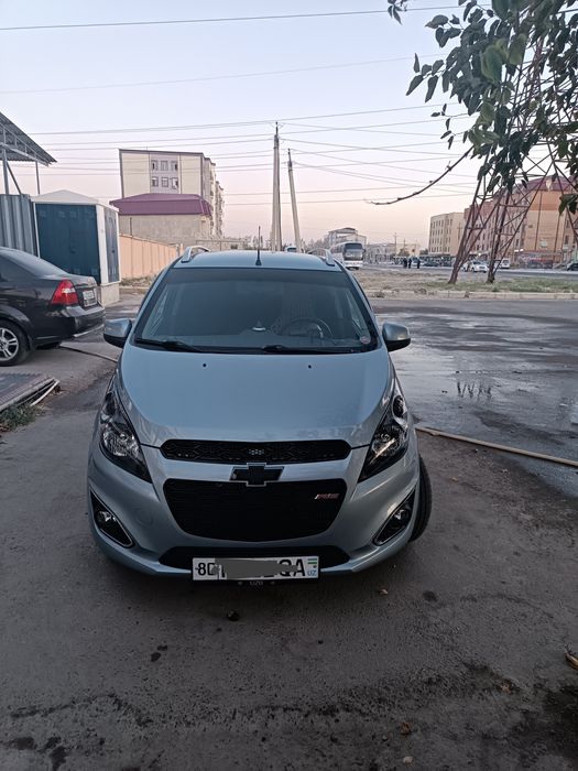 Спарк сотилади радной