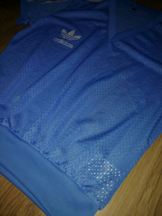 Tricou dama Adidas model tip plasa mărimea M