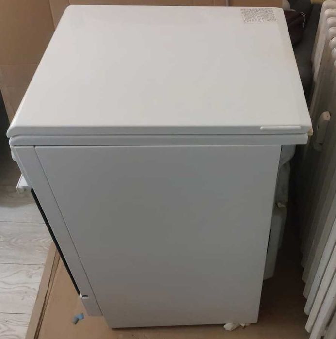 Vand aragaz Electrolux mixt: plita gaz si cuptor electric