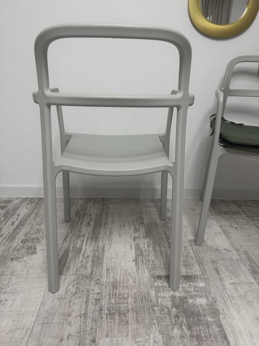 Scaune Ikea de vanzare