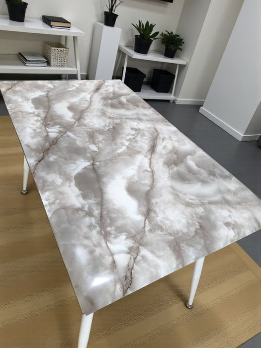 Цветни протектори за маса