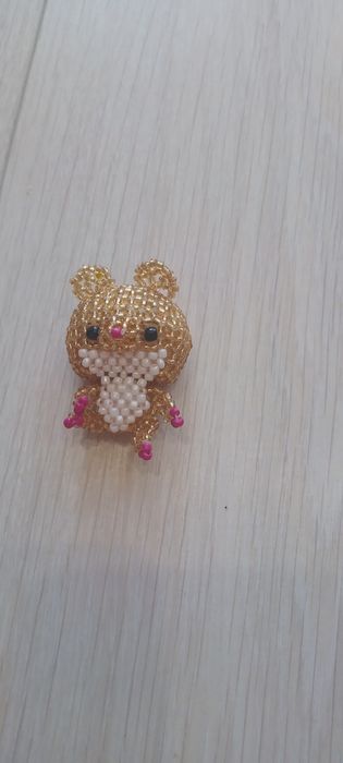 Фигурка из бисера
