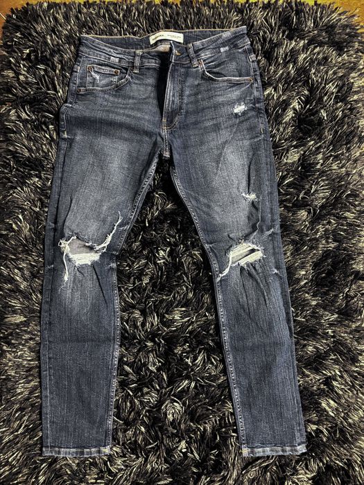 Дънки на Bershka