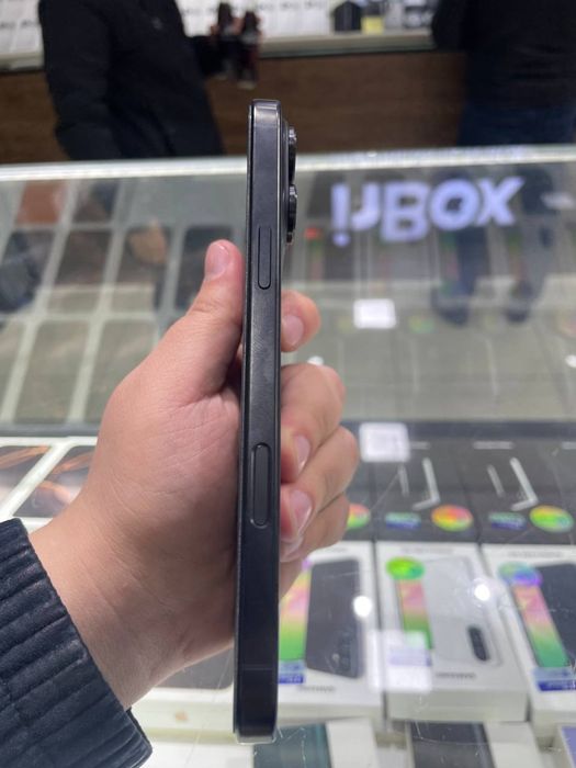 Iphone 16 pro max 8/256 GB black titanium sim karobka dok