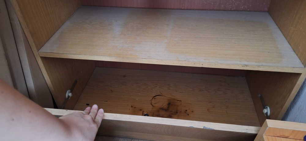 Подарявам секция от две части