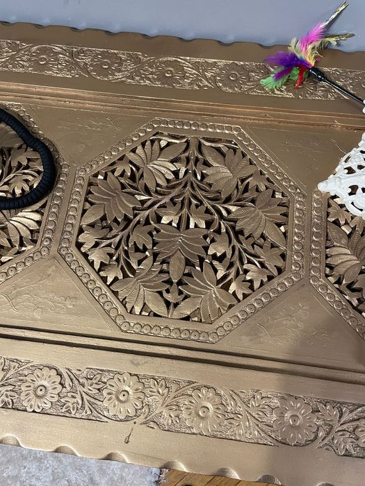 Masă cu scaune sculptate India