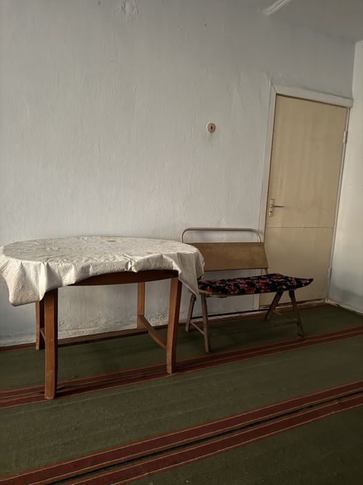 Китоб тумани марказида, Янгиобод кўчаси 7/6  3-ХОНАЛИ УЙ СОТИЛАДИ