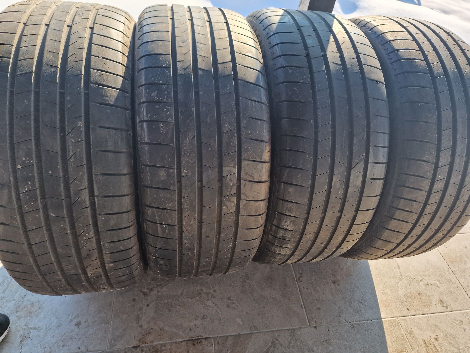 Anvelope 255/50R20 marca Bridgestone, vară, DOT 2022