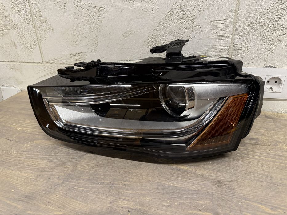 Far stanga Audi A4 B8.5 B8 Facelift Xenon + LED USA America Original