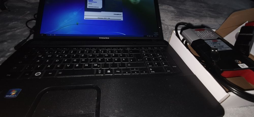 Laptop cu Diagnoză Auto Profesională nouă – Gata de Folosit