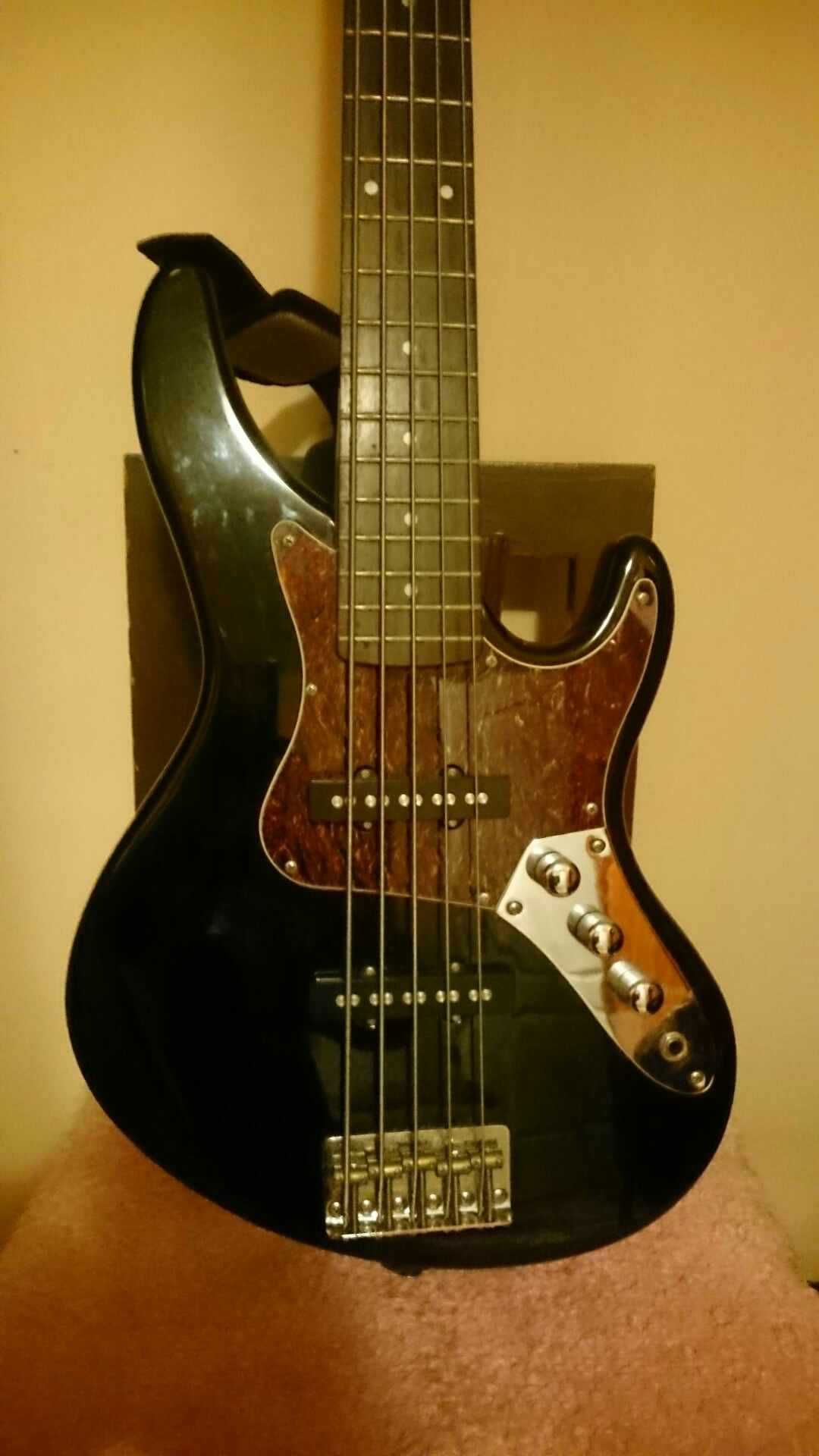 Chitara Bass Jazz Bass