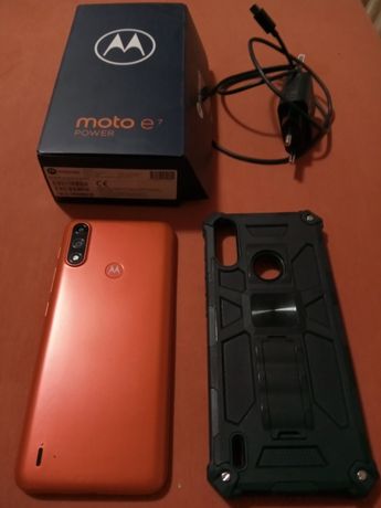Vând Motorola E 7 Power nou