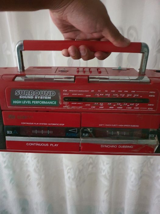 Qorasi radio qizili kalonka