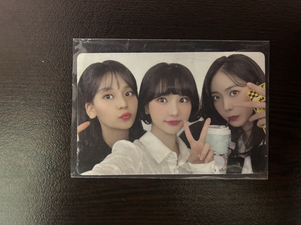 K-pop фотокартичка Viviz