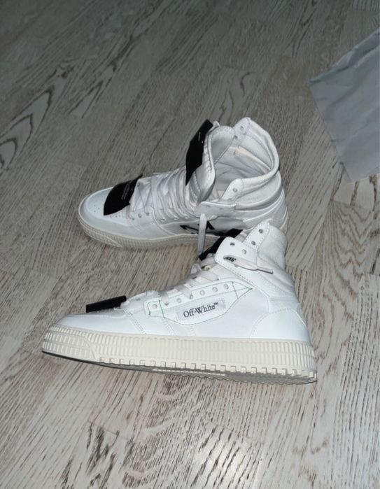 Off White Court 3.0