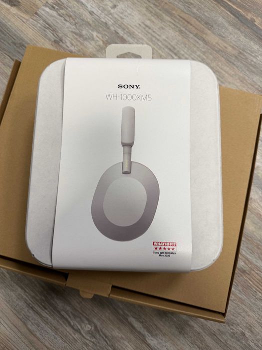 Casti Sony WH-1000xm5