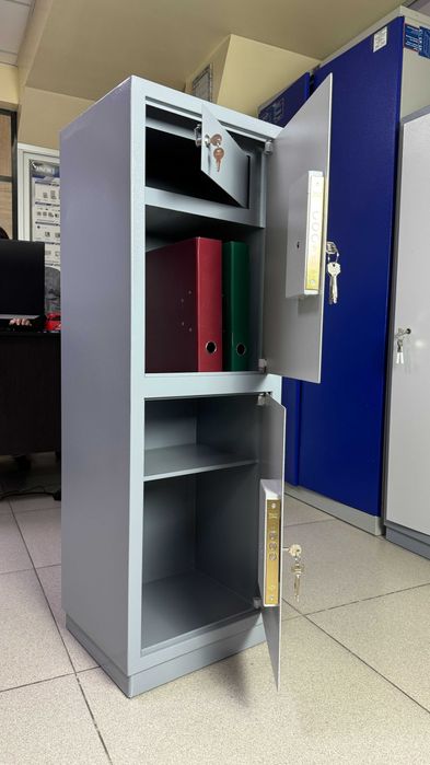 Шкаф-сейф для дома и офиса 1200 мм