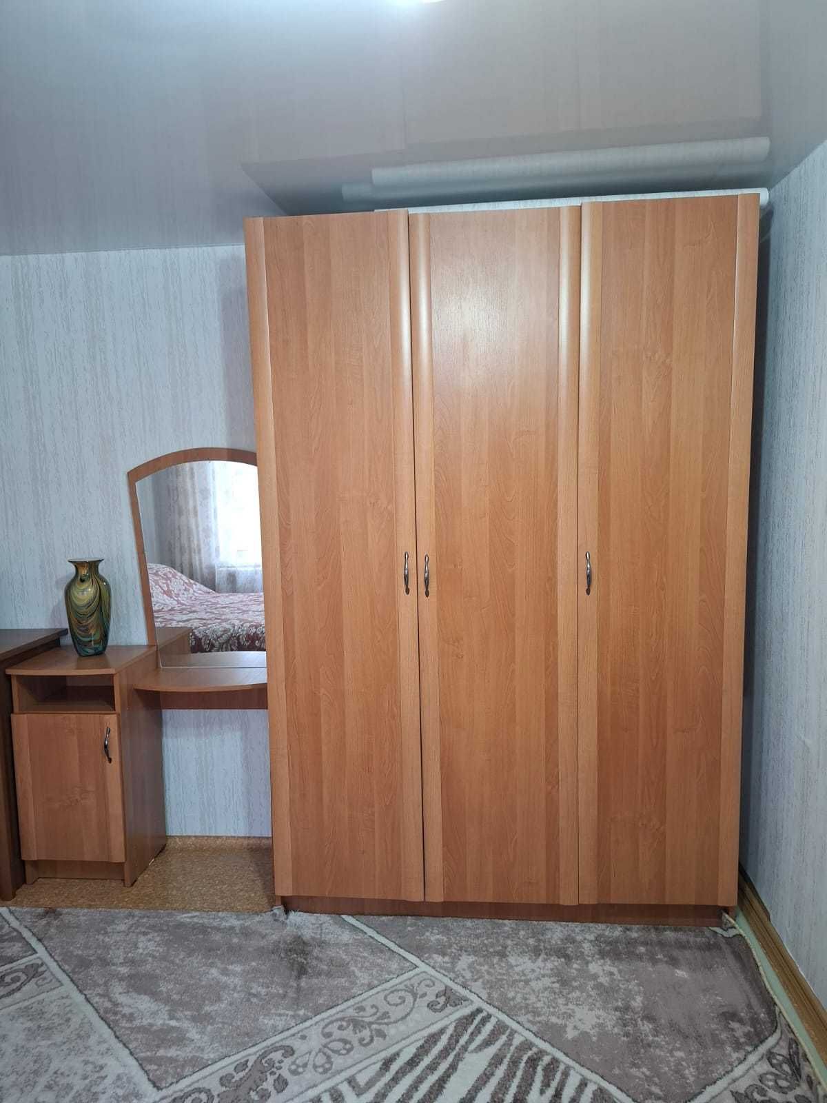 Прода  мебель почти как новая все продается в комплекте без матрасса