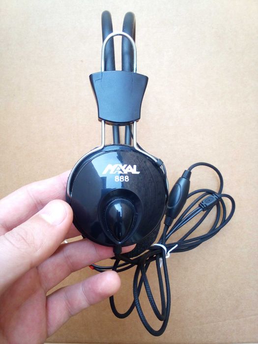 Naushnik Maxal 888 sotiladi