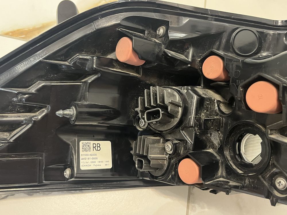 Десен стоп Toyota  Rav4