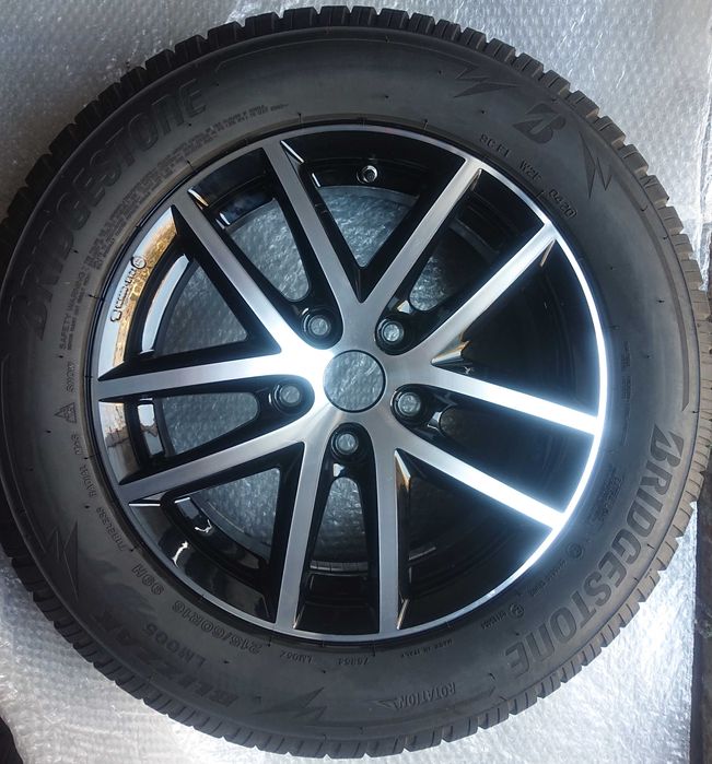 Jante 16" Suzuki SX4 SCross Vitara  215 60 16 anvelope iarna Toyo