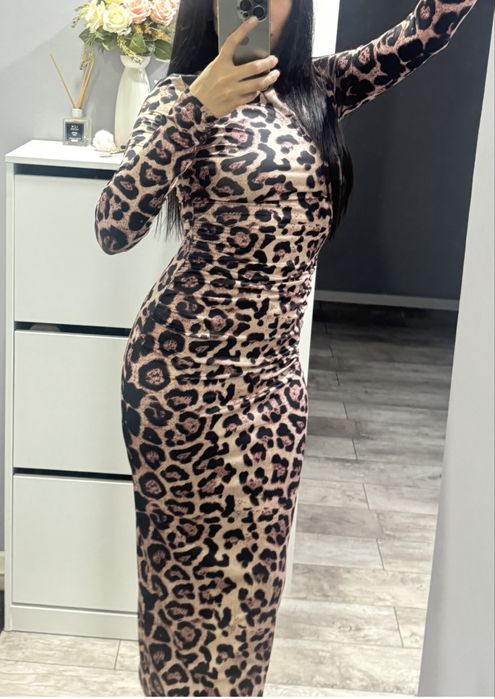 Платье  разные, листайте