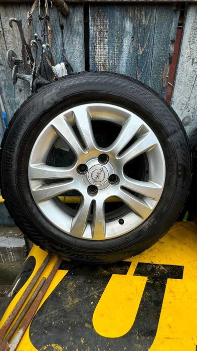 Roti complet echipate cu jante aliaj originale corsa d