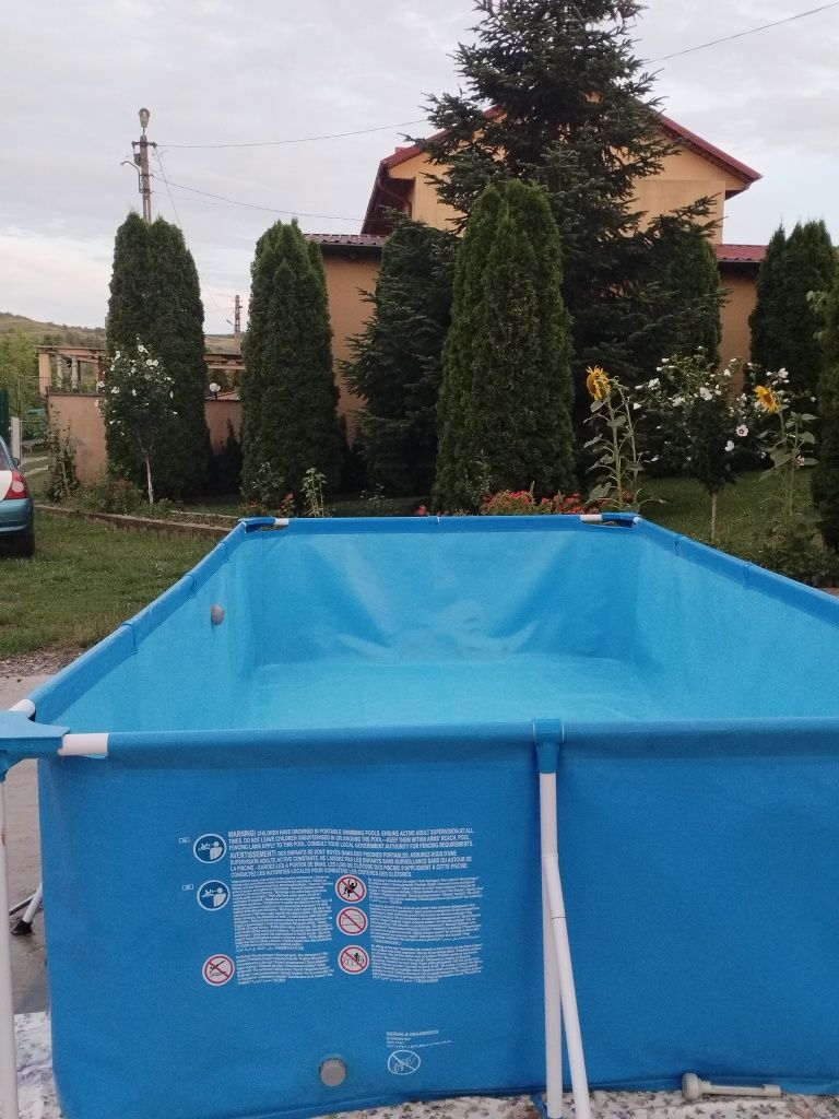 Vand piscina Bestway!!!Sau schimb Cu articole pescuit