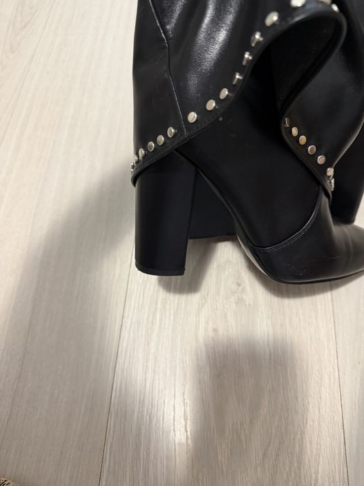 Дамски ботуши ня ток