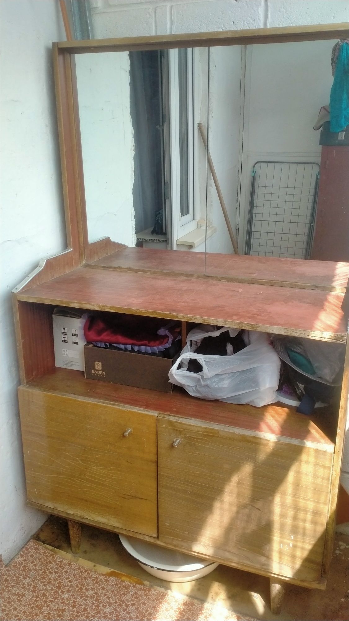 Тумба отдам  бесплатно