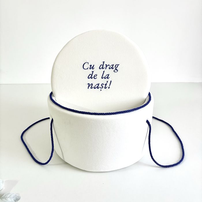 Cufar ( Cutie pentru trusou butetat, catifea ivoar brodat