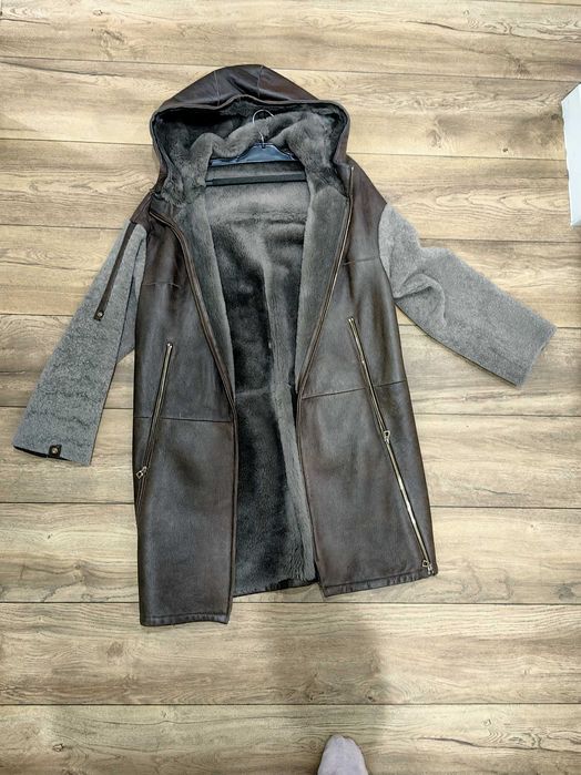 Дублёнка , полностью натуральная (мех, кожа)