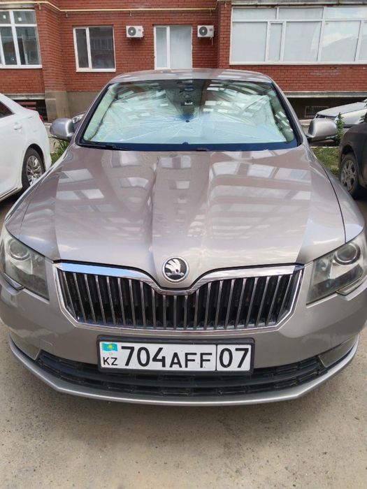 Продам машину Skoda