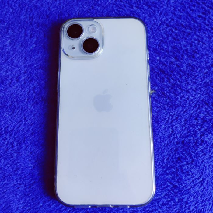 iPhone 15 pentru piese impecabil