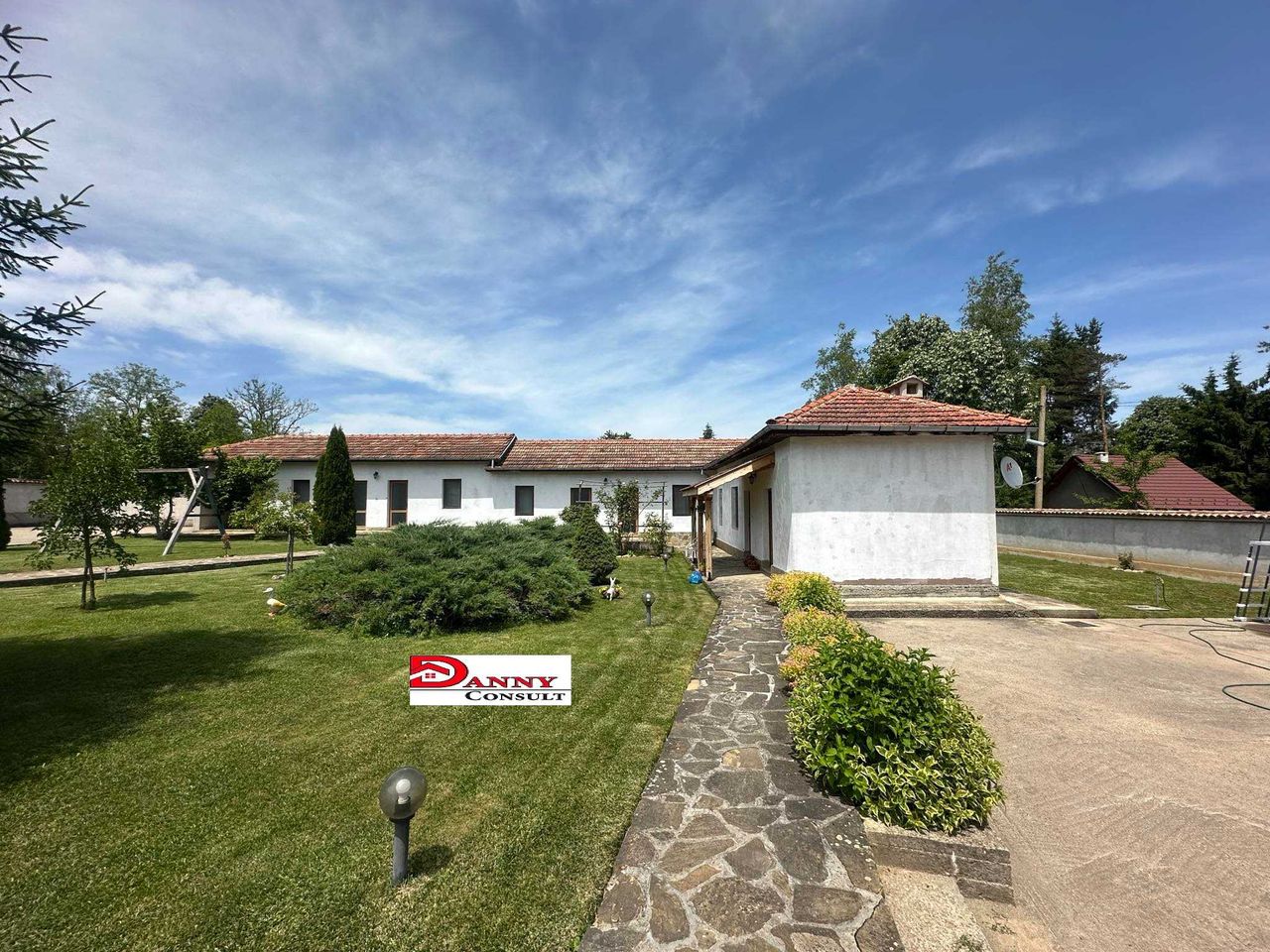 Продава се Къща в Велико Търново, Акация - 300 кв.м за 534 €/кв.м - Снимка #12