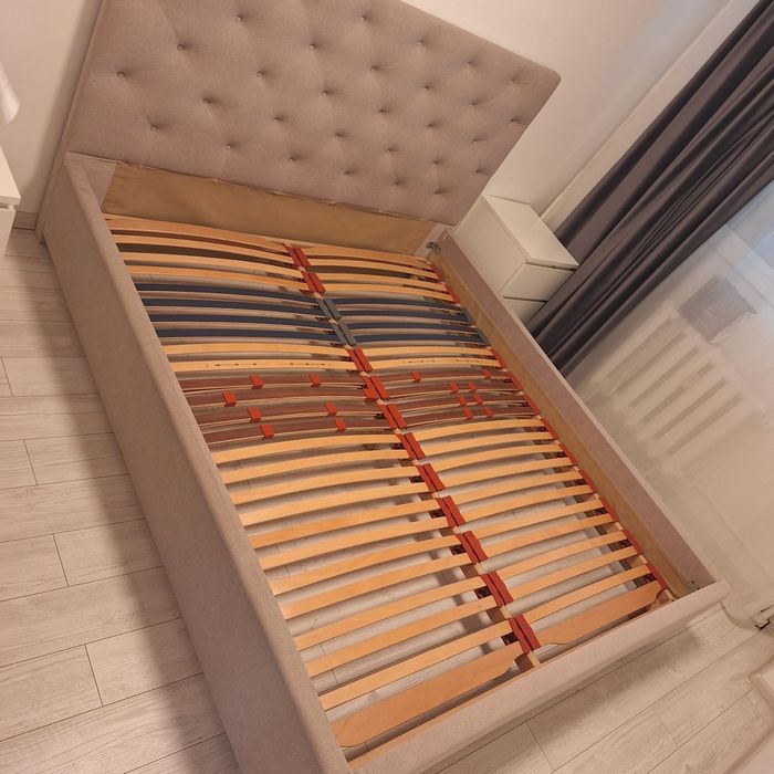 Pat 180×200mobexpert,saltea ca noua ikea,condiții excelente,mici semne