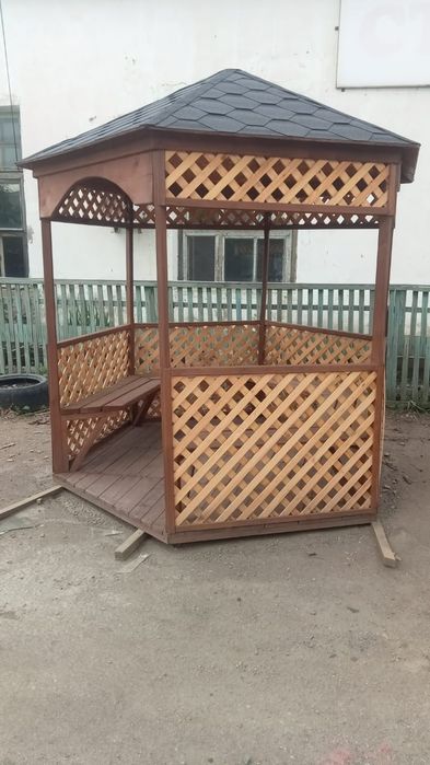 Беседка для дома