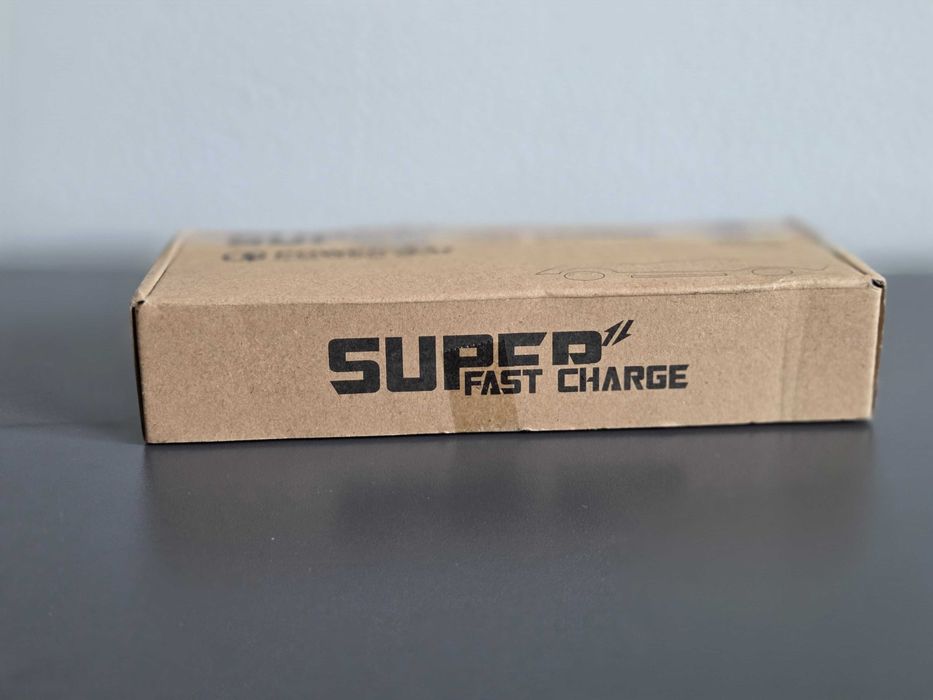 Încărcător auto retractabil 120W - cu 2 cabluri + port USB | NOU