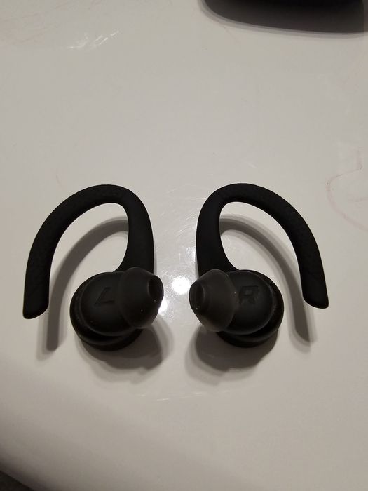 Casti Wirelles Plantronics backbeat fit 3100