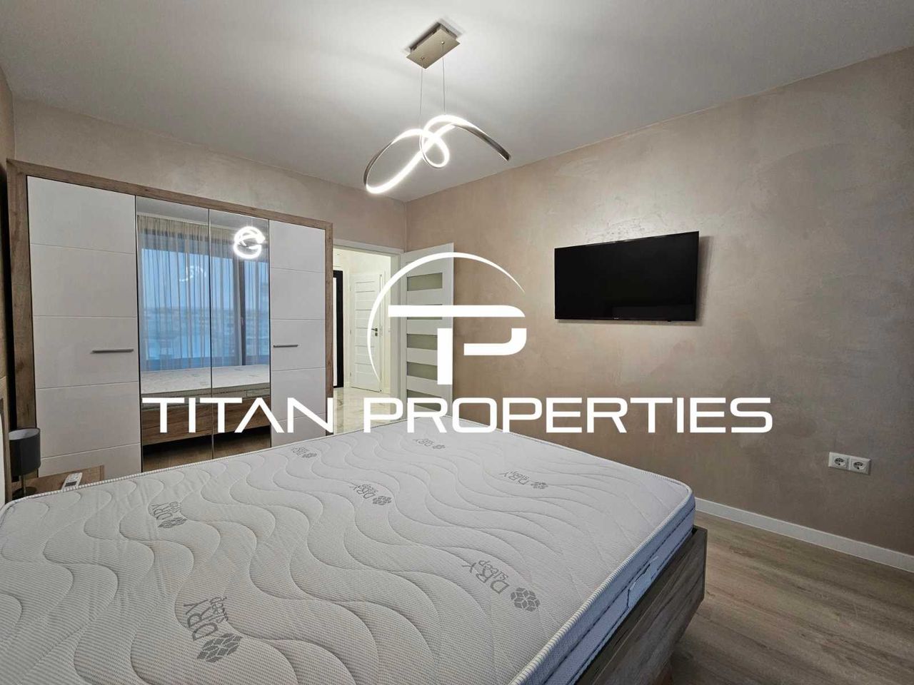 Продава се Двустаен апартамент в Варна, Бриз - 73 кв.м за 3548 €/кв.м - Снимка #6