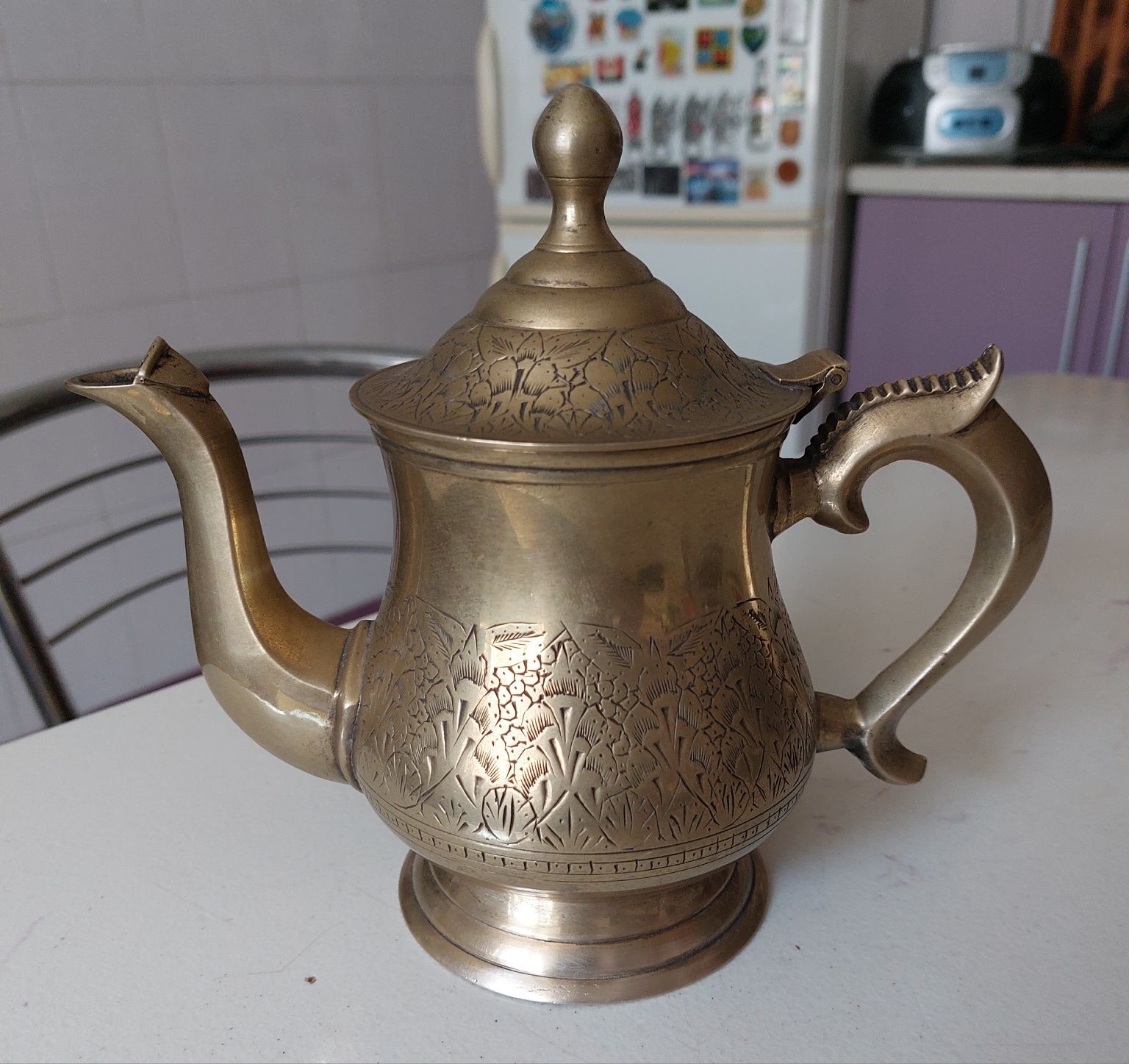 Кофейник бронза. Чайник бронзовый