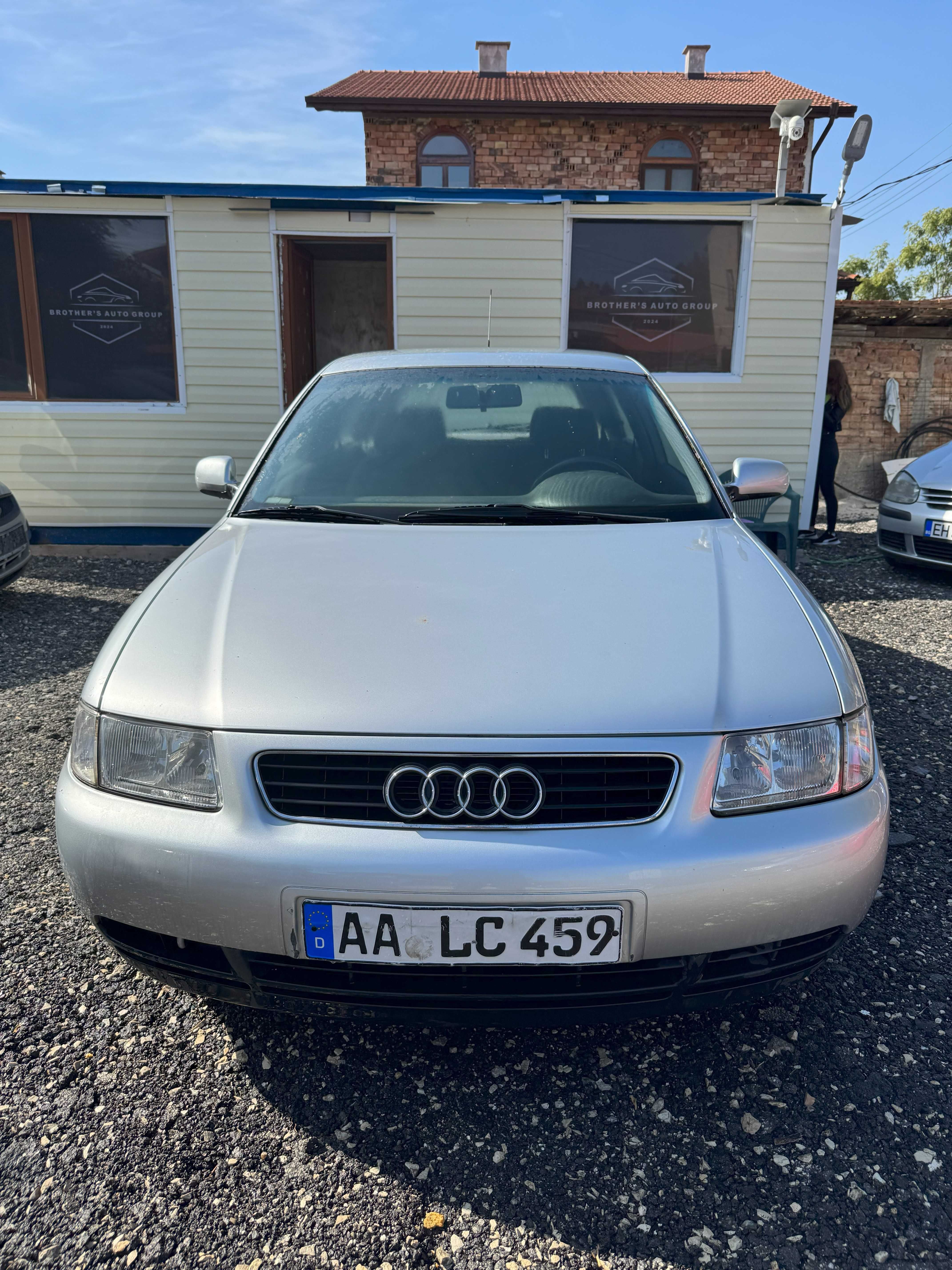 Audi A3 8L 1.6i 101 к.с. 1999г. - нов внос!