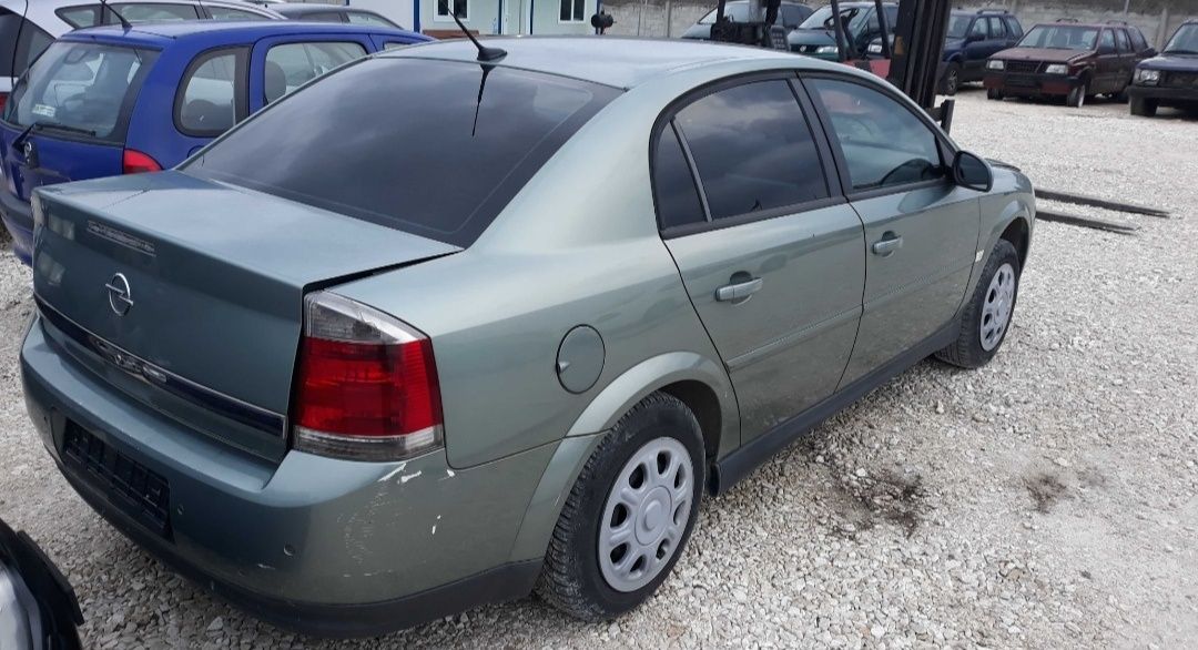 Опел Вектра Ц / Opel Vectra C 2.2 DTL на части