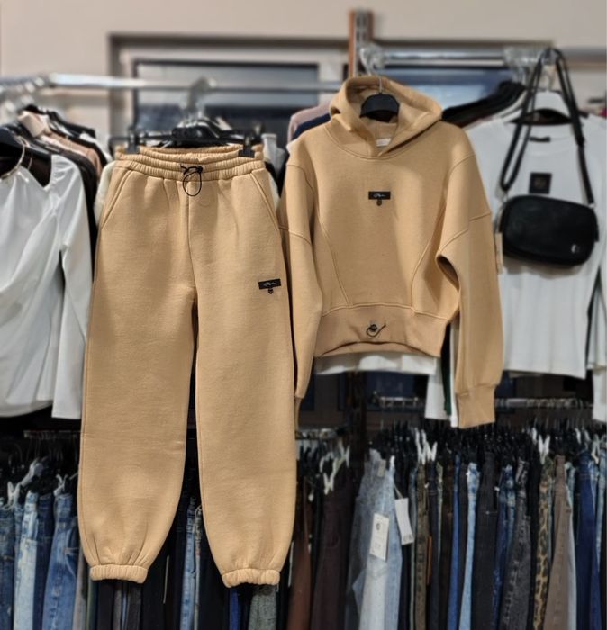 Топ Дамски екипи на супер цена