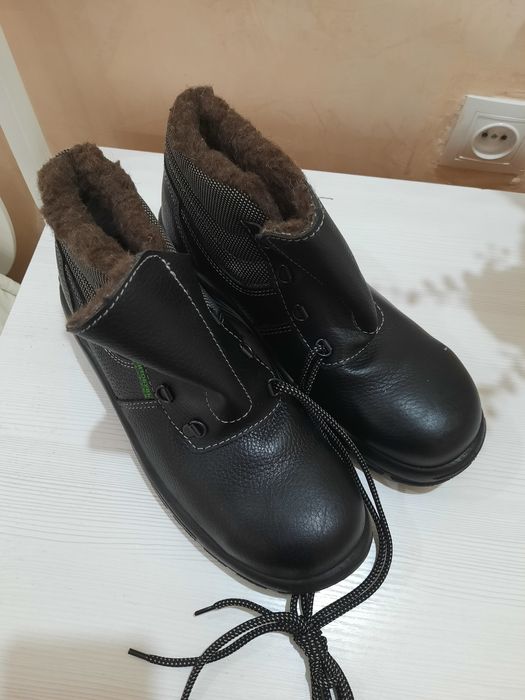 Рабочие ботинки, 42 размер, зимние